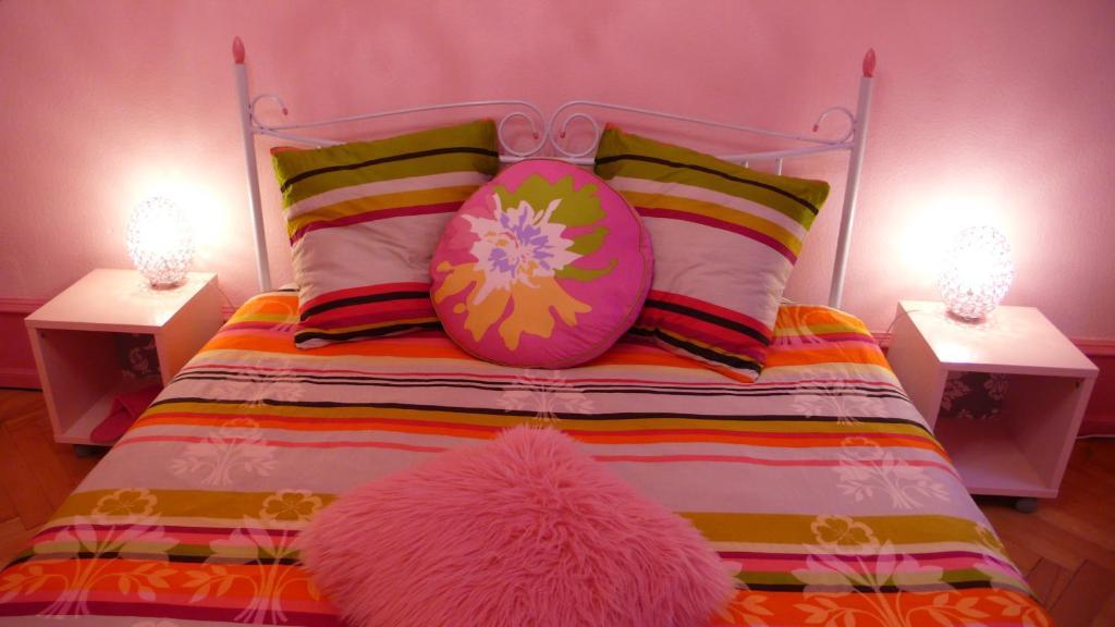 بازل B&B La Vie En Rose الغرفة الصورة